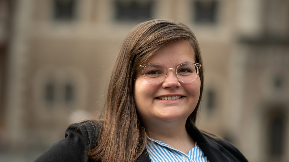 Porträt Lisa-Marie Jalyschko