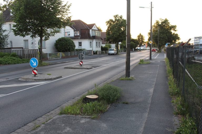 Bevenroder Straße: Gefahrensituation muss entschärft werden!