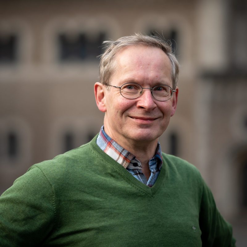 Portraitfoto von Burkhard Plinke.