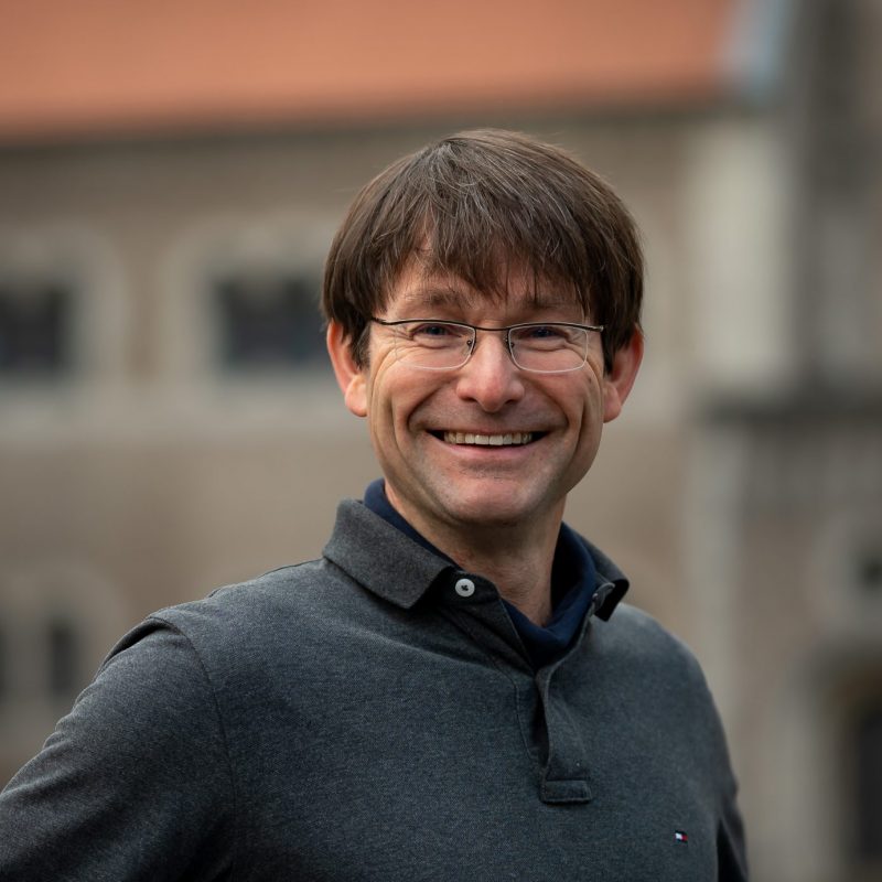 Portraitfoto von Rochus Jonas.
